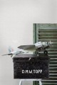 144-148693a.jpg